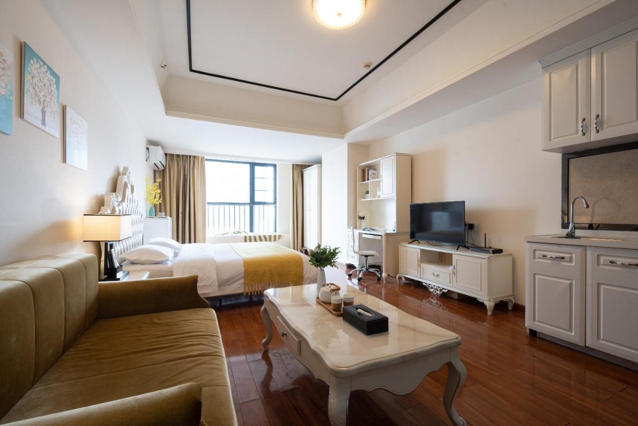 Livetour Hotel Luogang Wanda Plaza Suyuan Metro Guangzhou Exterior photo