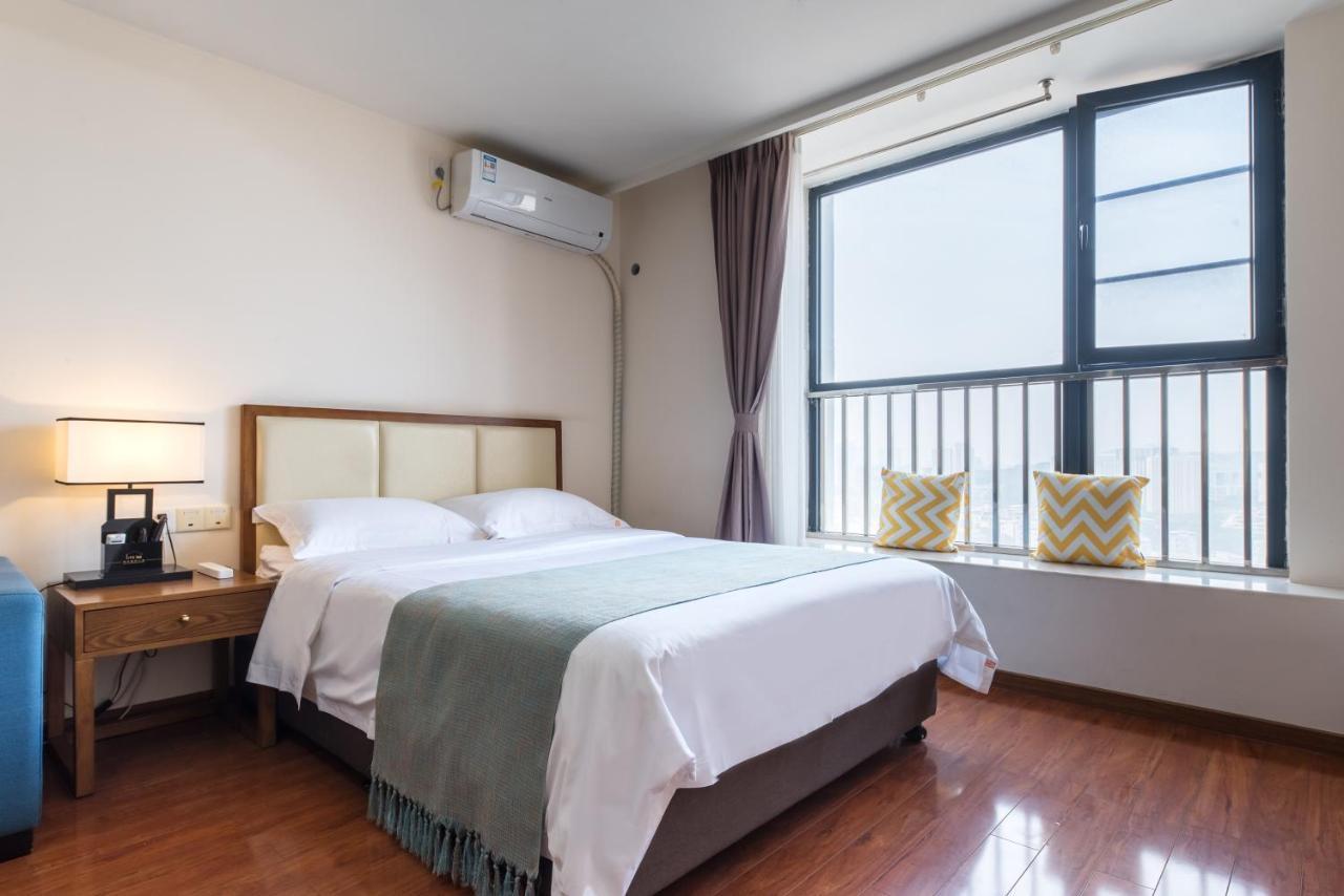 Livetour Hotel Luogang Wanda Plaza Suyuan Metro Guangzhou Exterior photo